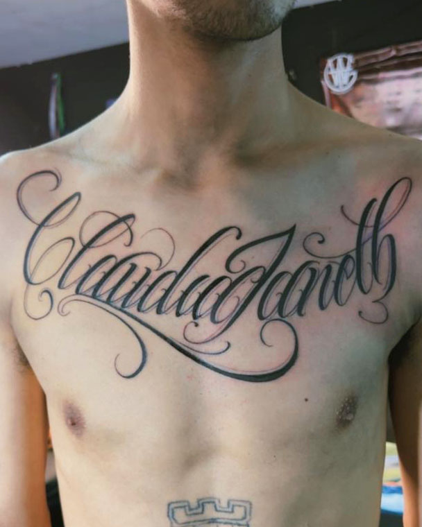 Tatuaje lettering por Cintia Tattoo