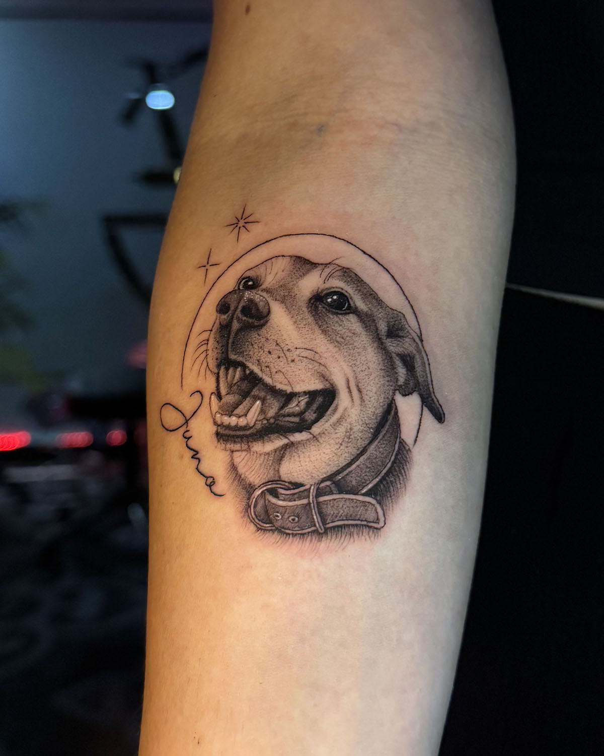 Tatuaje minimalista / micro-tatuaje por Cintia Tattoo