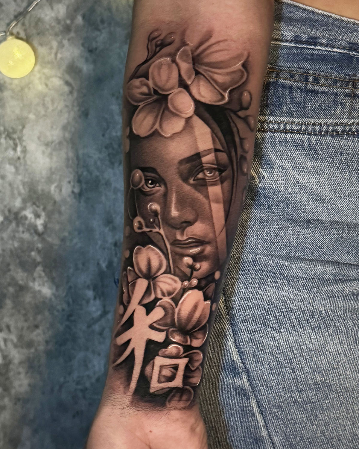 Tatuaje sombras / black & grey por Cintia Tattoo